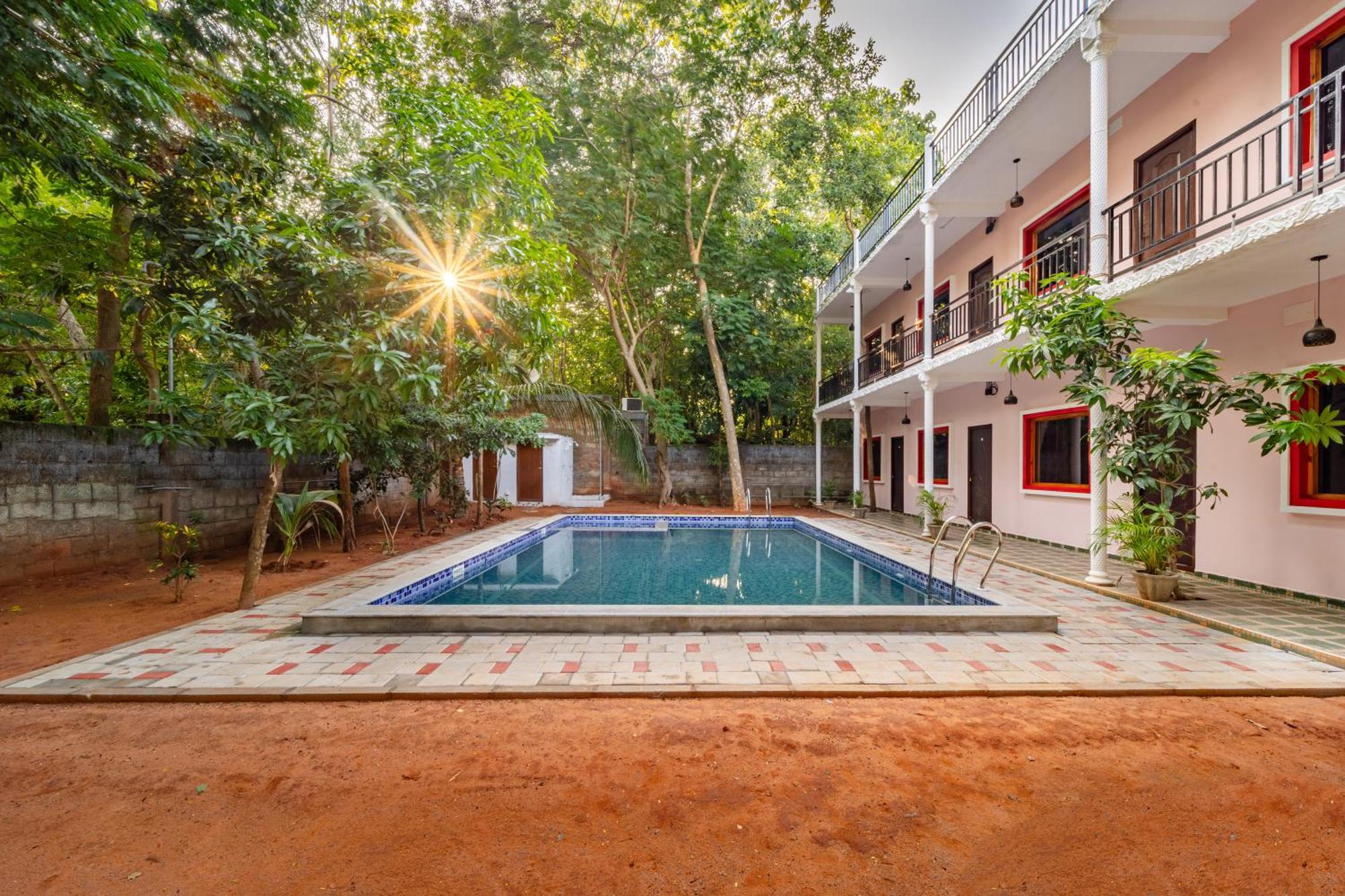 Hotel De Jardin Pondicherry With Swimming Pool ภายนอก รูปภาพ