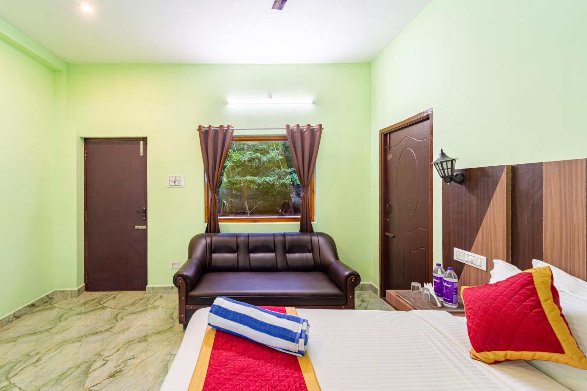 Hotel De Jardin Pondicherry With Swimming Pool ภายนอก รูปภาพ